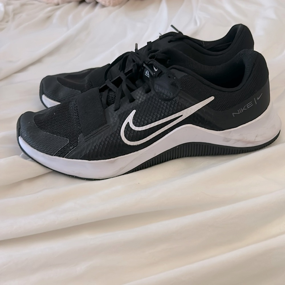 Nike Pegasus Tennis Shoes